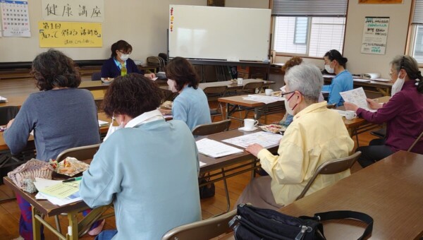 3/23（月）講師：小西ケアマネジャー（COOP居宅介護支援センター所長）「知って上手に使おう介護保険」